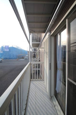 バルコニー　南面⇔日当たり良好