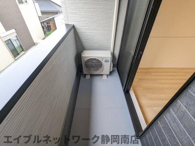 バルコニー　広々としたバルコニーです