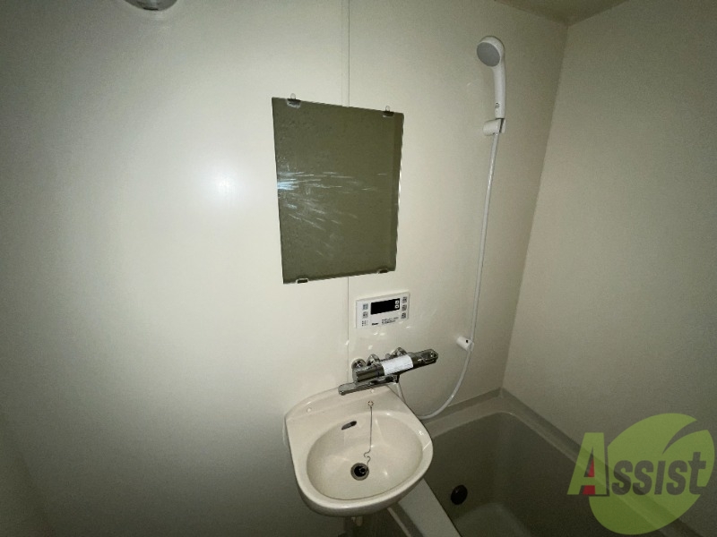 洗面設備　洗面所はこちらです。バスルーム内に有るのは嬉しいですね。