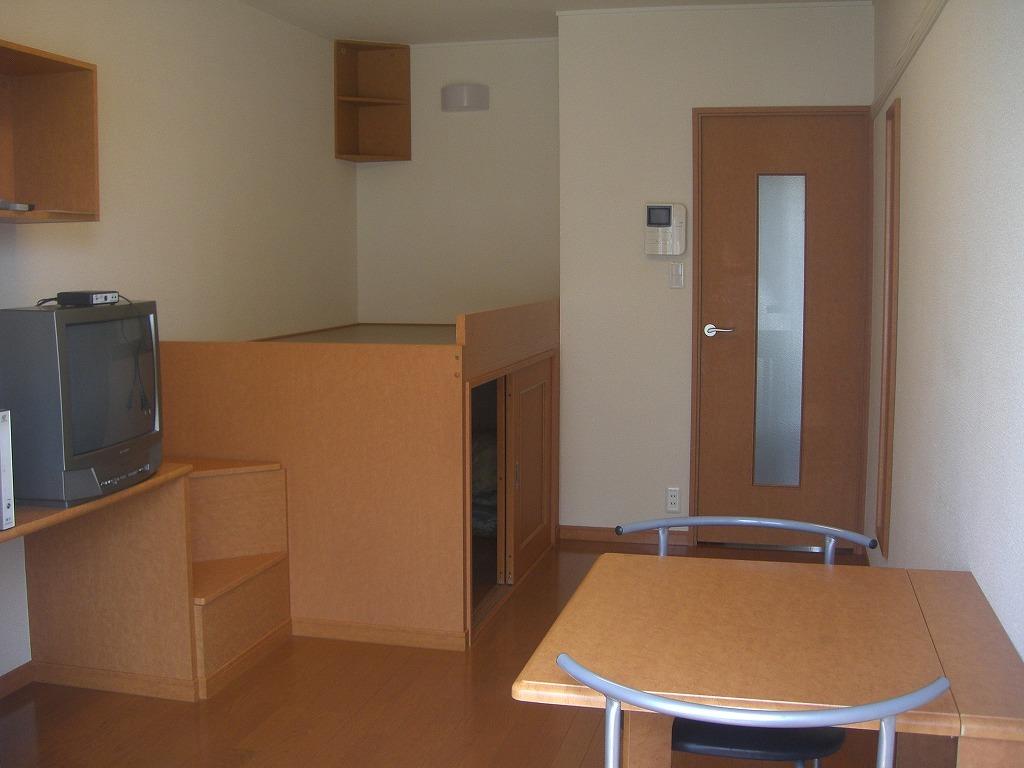 その他部屋・スペース　1Ｆフローリング　2Ｆカーペット