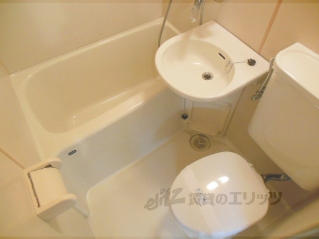 バス・シャワールーム　ユニットバス