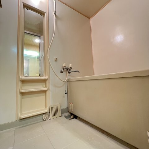 バス・シャワールーム　同仕様タイプです