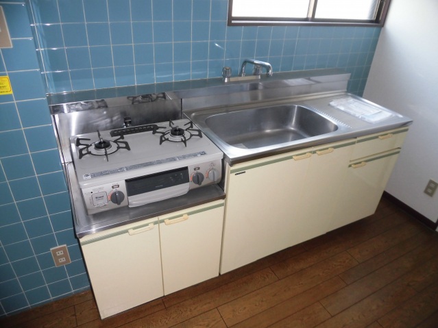 キッチン　同物件別室です。