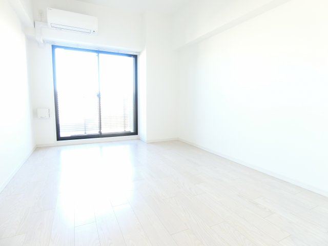 居室・リビング　詳細は、RISUMO江坂本店→06-6155-7137まで♪