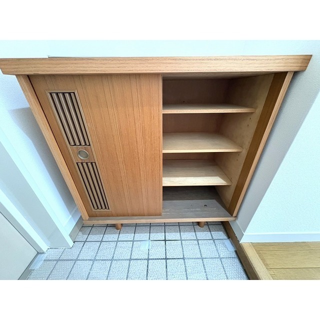 収納　シューズボックス