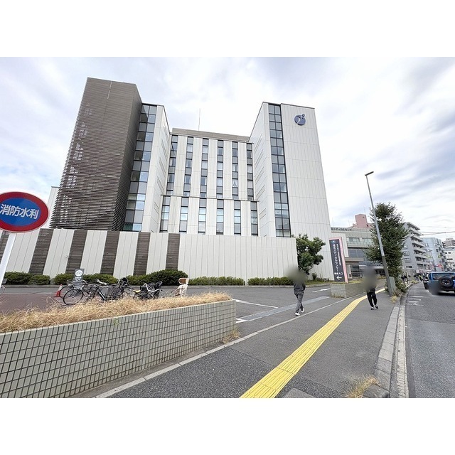 病院　埼玉メディカルセンター（病院）まで900m