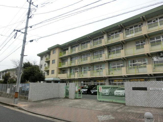 小学校　千代小学校（小学校）まで450m