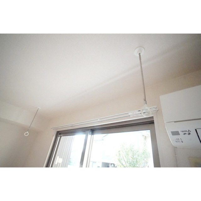 その他　雨の日のお洗濯にも便利な室内物干し