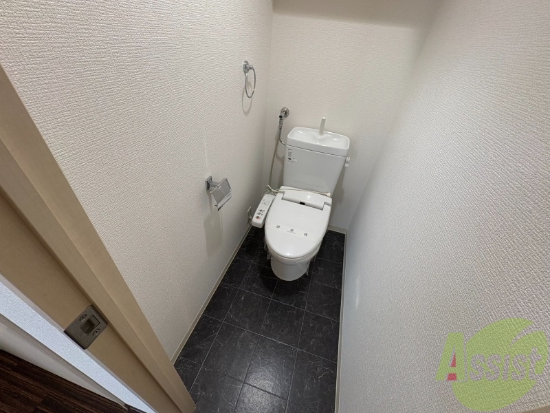 トイレ　ウォシュレット機能がついたトイレ。安心して使用できますね。