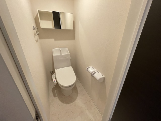 シャレードのトイレ写真