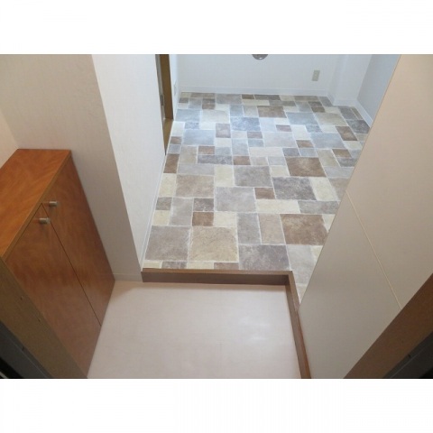 玄関　保証人不要