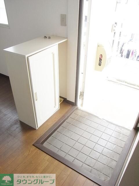 玄関　★お問い合わせはタウンハウジングまで★