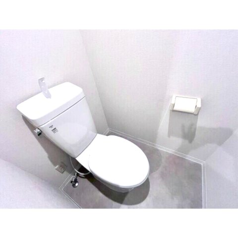 トイレ　コンパクトで使いやすいトイレです