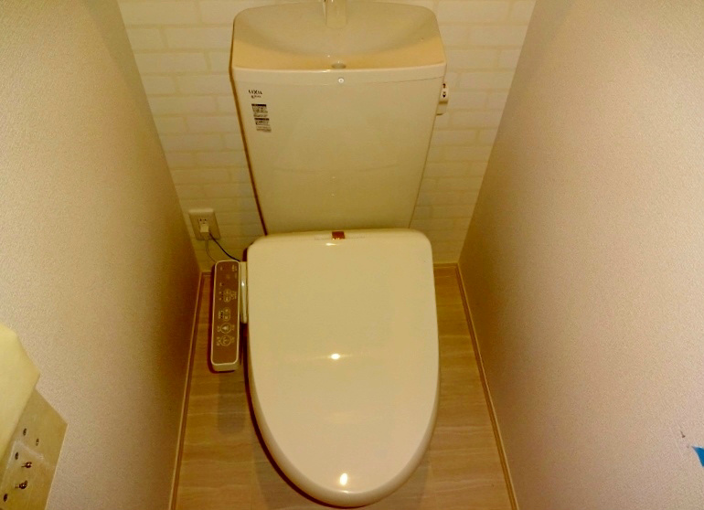 トイレ　トイレ