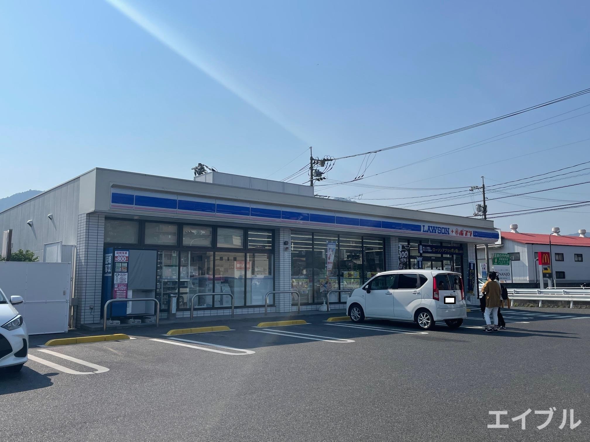 コンビニ　ローソン三筋店（コンビニ）まで939m
