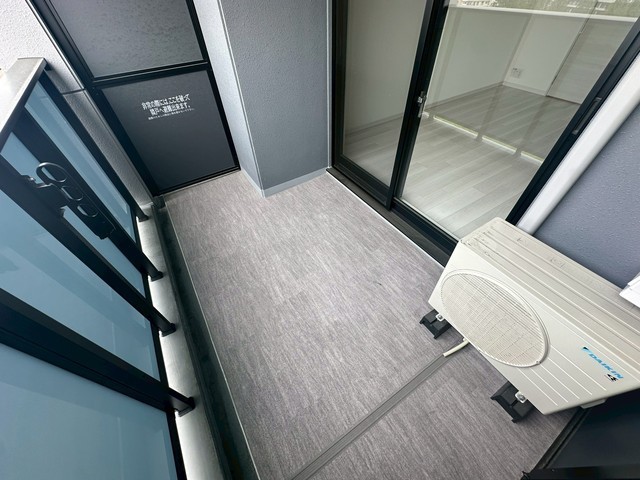 バルコニー　別階５号室