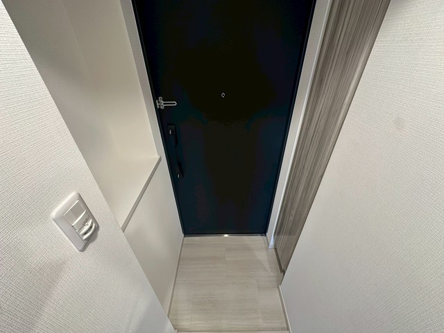 玄関　別階５号室