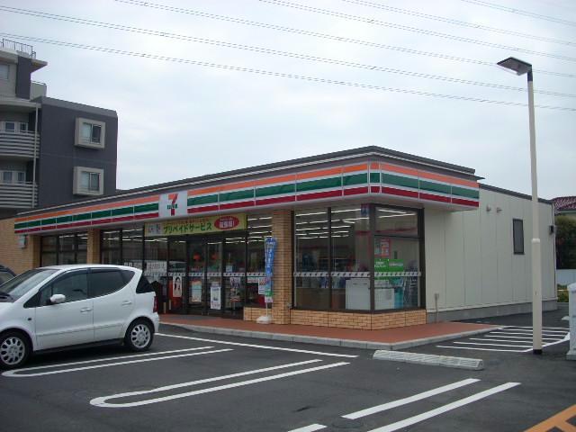 コンビニ　セブンイレブン船橋咲が丘1丁目店（コンビニ）まで251m