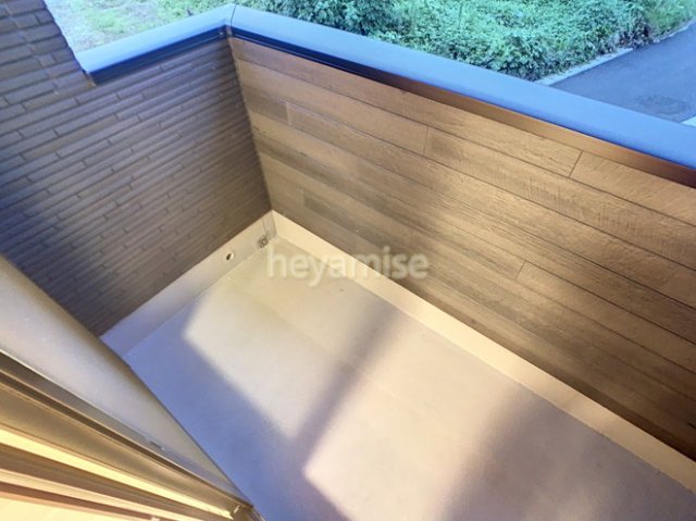 バルコニー　写真は同型モデル