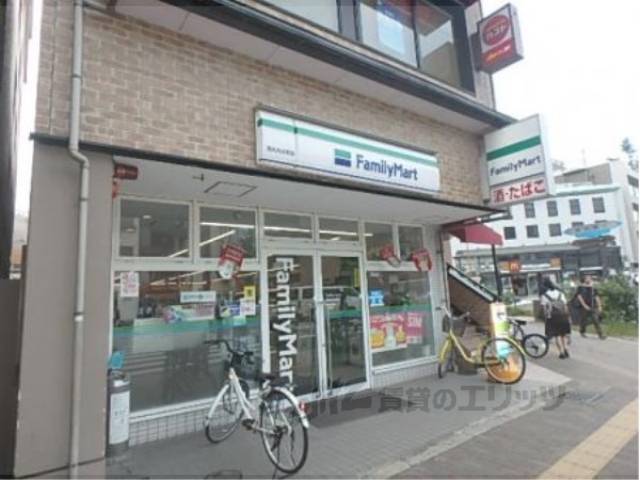 コンビニ　ファミリーマート烏丸丸太町店（コンビニ）まで340m