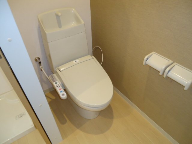 トイレ　シャワー付トイレ