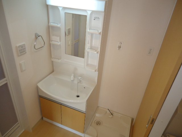 洗面設備　洗髪洗面化粧台