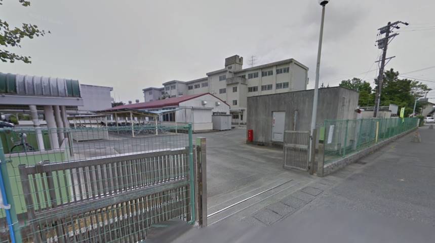 中学校　周南中学校（中学校）まで1744m