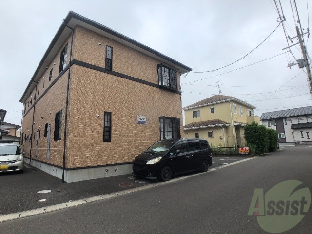 建物外観　仙台市若林区上飯田３「ファミーユ上飯田２番館」