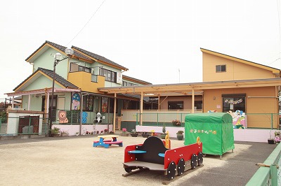 幼稚園・保育園　マーガレット保育園（幼稚園・保育園）まで121m