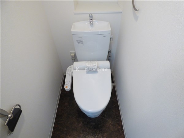 トイレ　ウォシュレット付