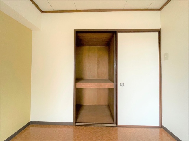 収納　洋間６帖　ＣＬ
