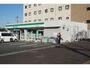 コンビニ　ファミリーマート袋井愛野駅南店（コンビニ）まで691m
