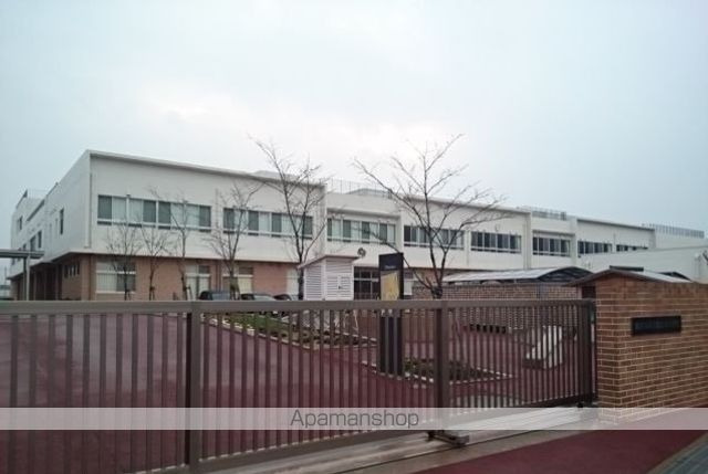 小学校　観音寺市立観音寺小学校（小学校）まで1100m