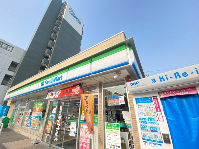 コンビニ　ファミリーマート千種本山店（コンビニ）まで363m
