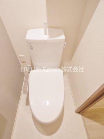 トイレ　※同仕様写真