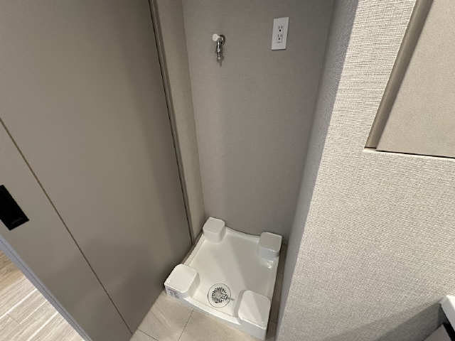 その他部屋・スペース　同マンション同型・別号室を撮影