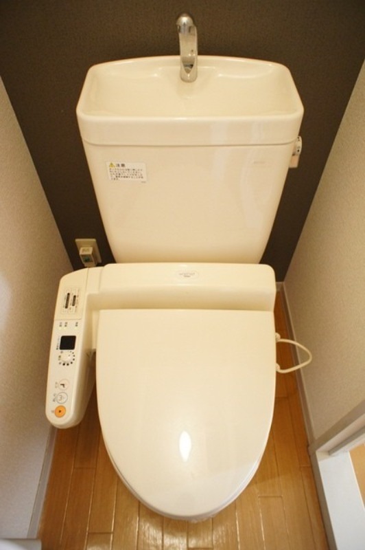 トイレ　図面と現状に相違がある場合には現状を優先