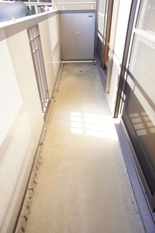 バルコニー　図面と現状に相違がある場合には現状を優先