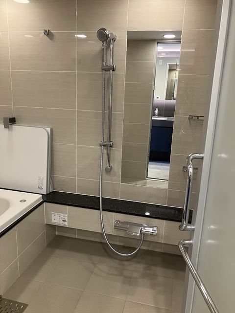 バス・シャワールーム