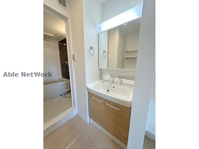 洗面設備　類似タイプ