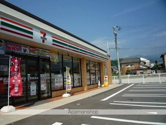 コンビニ　セブンイレブン　勝山郡町店（コンビニ）まで750m