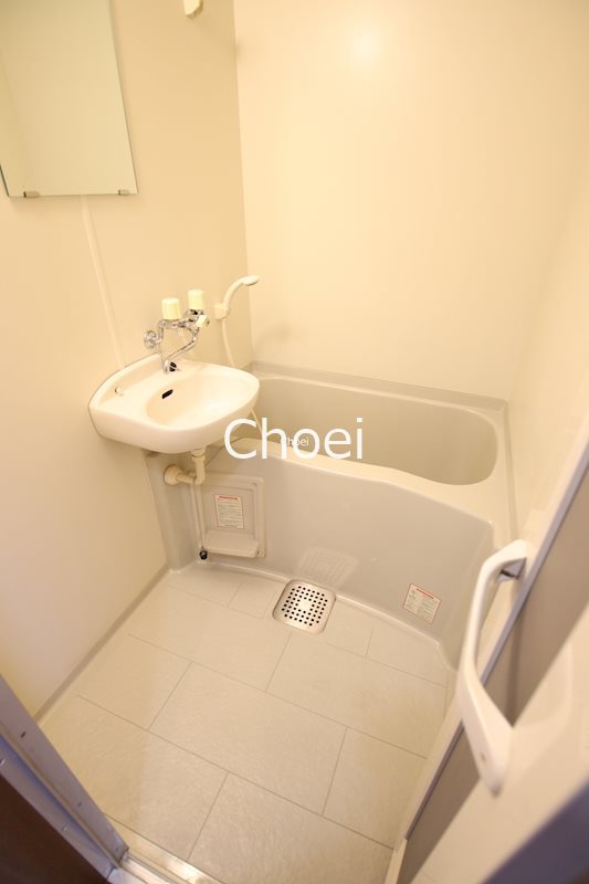 バス・シャワールーム　※別室写真です（325号室）