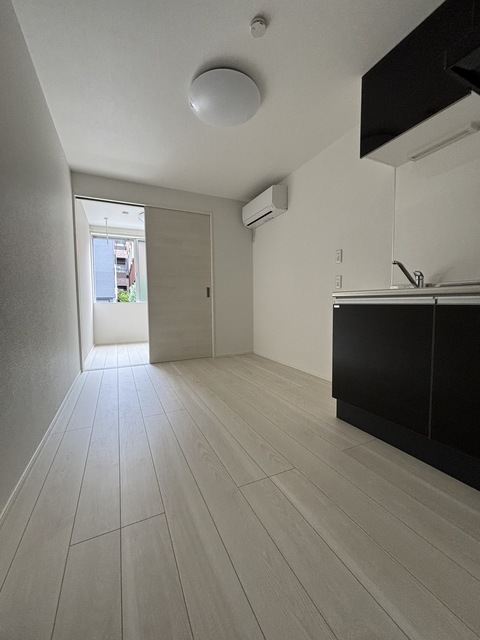 居室・リビング　同施工会社参考写真です