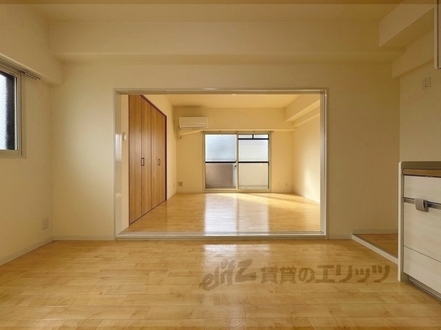 居室・リビング　リビング