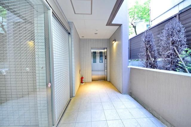 その他　２０１２年築の新しいマンション