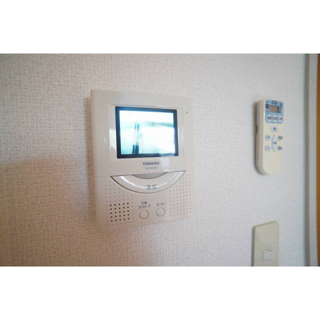 セキュリティ　お一人でも安心のＴＶモニター付インターホン