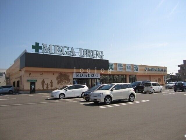 ドラックストア　ツルハドラッグ青森本町店（ドラッグストア）まで393m