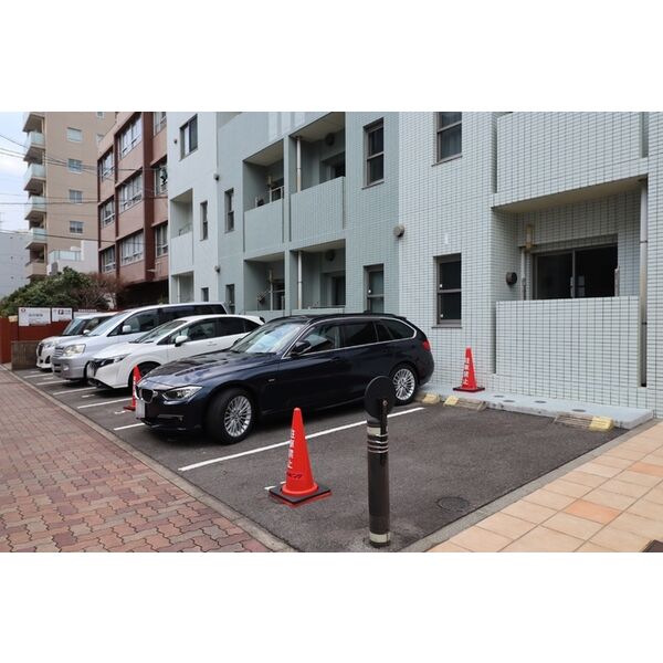 その他共有部分　駐車場