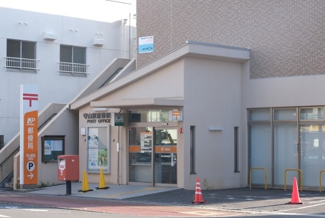 郵便局　守山駅前郵便局（郵便局）まで1047m