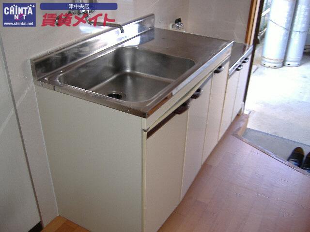 キッチン　同型参考写真